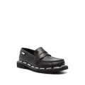 Moschino contrasting logo-trim loafers - Black