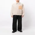 izzue logo-debossed velvet-effect shirt jacket - Brown
