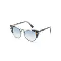 Fendi Pre-Owned 2010 Galassia cat-eye sunglasses - Black