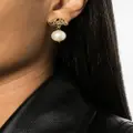 Alexander McQueen Seal logo-motif pearl earrings - Gold