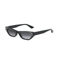 Alexander McQueen Eyewear Jewelled cat-eye sunglasses - Black