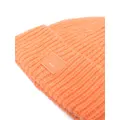 Acne Studios logo-appliqué wool beanie - Orange