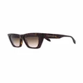 Alexander McQueen Eyewear tortoiseshell cat-eye sunglasses - Brown