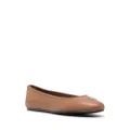 Tommy Hilfiger logo-plaque ballerina shoes - Brown