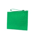 Bottega Veneta Intrecciato-weave clutch bag - Green