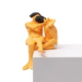 Seletti Love Is a Verb David & Esther sculpture - Yellow