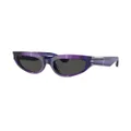Burberry Eyewear checkered cat-eye sunglasses - Purple