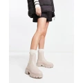 Schuh Amaya calf boots in ecru-White