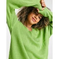 Daisy Street relaxed v neck knitted jumper in green-Multi