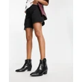 Glamorous western ankle boots in black croc