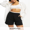 ASOS DESIGN Hourglass dad shorts with linen in black