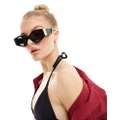 Jeepers Peepers cat eye sunglasses in black with gold