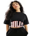 New Era Chicago Bulls cropped t-shirt in black