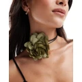 Daisy Street corsage rope tie necklace in green flower