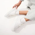 Timberland Laurel Court sneakers in triple white