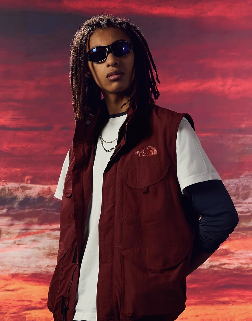 The North Face convertible utility jacket in red