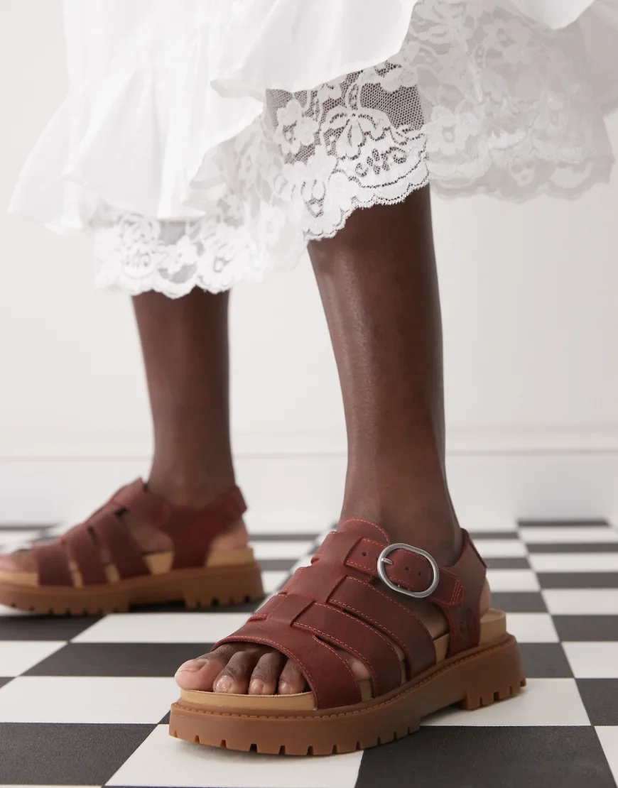 Timberland Clairemont Way Fisherman sandals in burgundy leather-Red