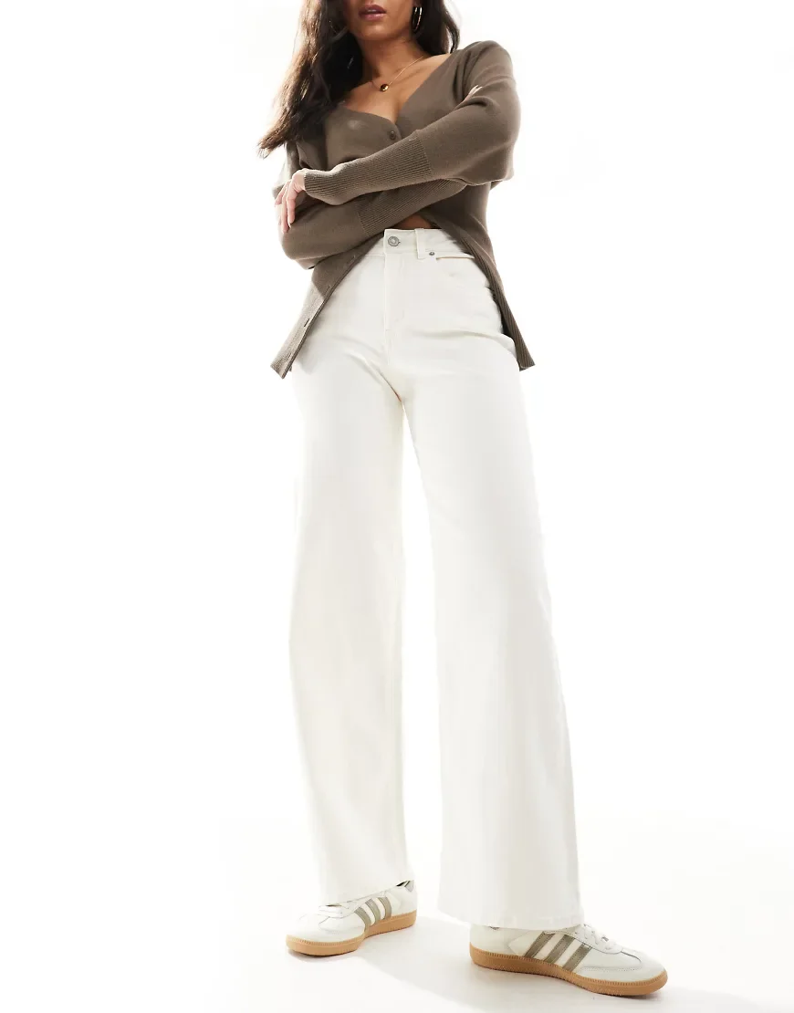 JJXX Tokyo wide fit jeans in off white