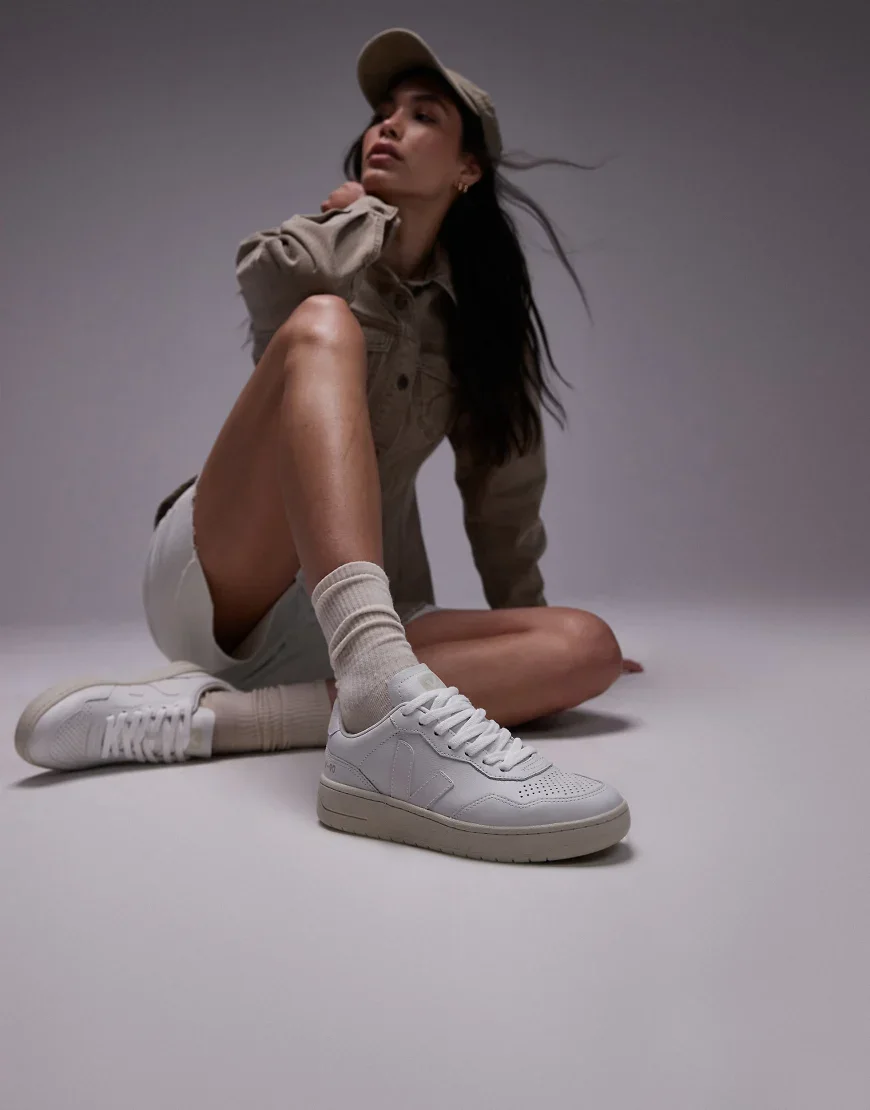 VEJA V-90 sneakers in white