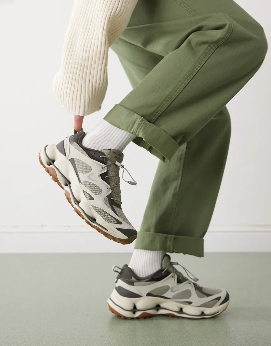 Merrell Speedarc Matis trainers in grey