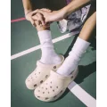 Crocs Classic Clog White - Size US Men 13 - Women 15