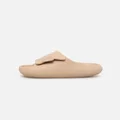 Crocs Mellow Luxe Recovery Slide Bone - Size 4