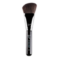 Sigma Beauty F23 - Soft Angled Contour Brush