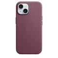 Apple เคสผ้า FineWoven สำหรับ iPhone 15 พร้อม MagSafe - สีม่วงเข้มมัลเบอร์รี่