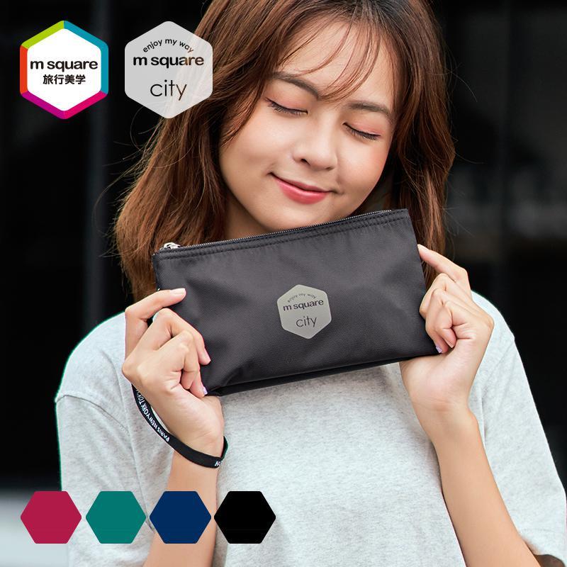 M Square Wristlet Wallet Bag Portable Handbag Lightweight Travel Bags Women Weekender Travel Storage Bag Black
