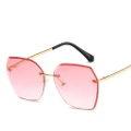New Fashion Metal Frame Women Sunglasses Classic Square Anti-Reflective Mirror Men Sun Glasses Vintage Glasses Uv400
