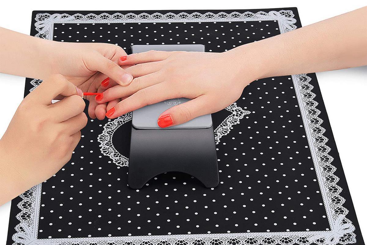 Set of Nail Art Hand Cushion and Manicure Silicone Mat(Black)