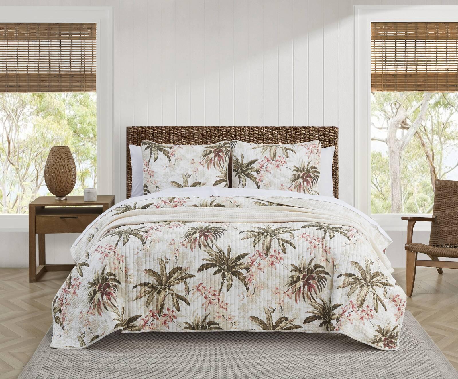 Tommy Bahama Queen Size Bed Cotton Bonny Cove Coverlet w/ 2x Pillowcases Coconut