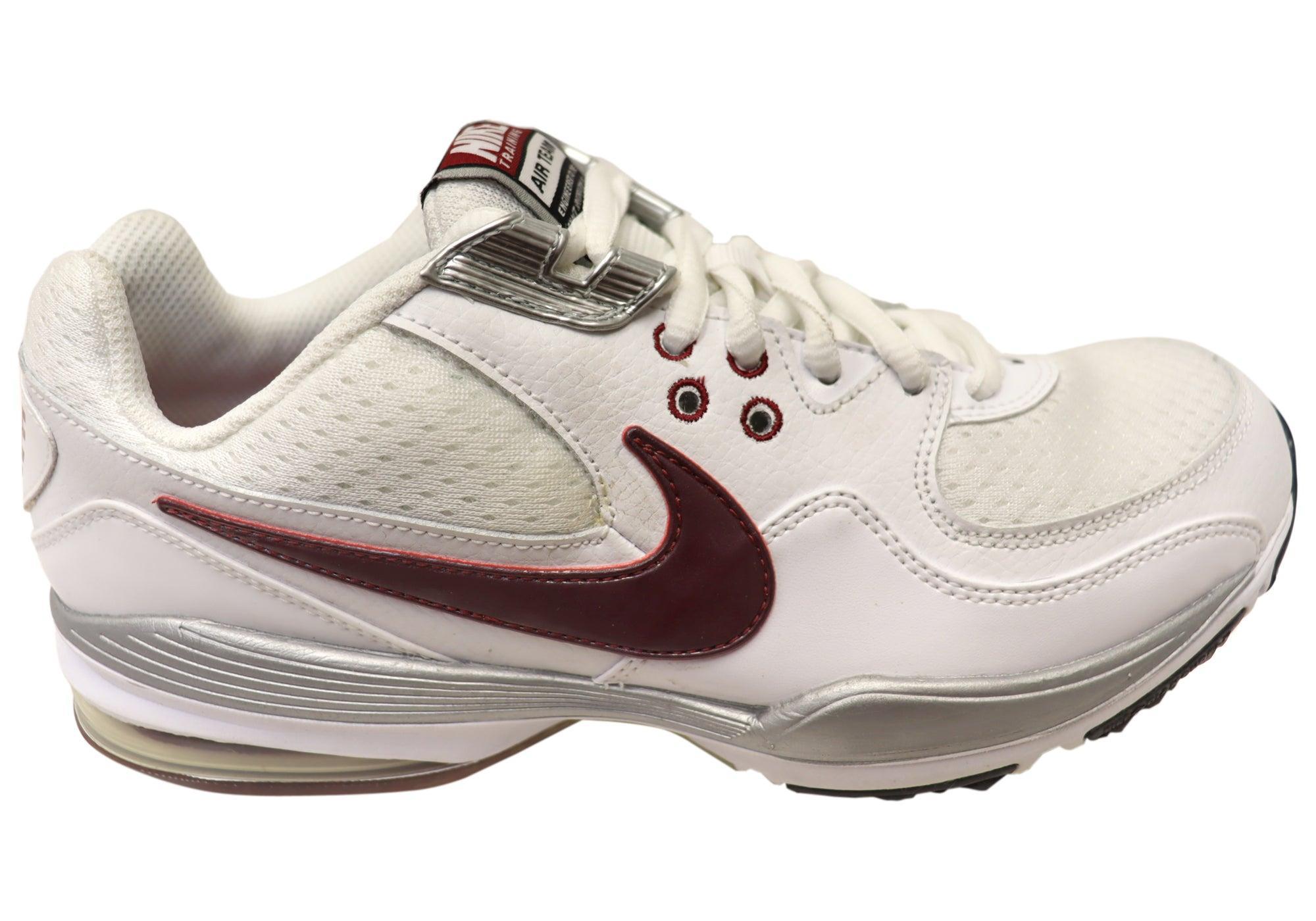 Nike Womens Air Max Team ST Comfortable Lace Up Shoes