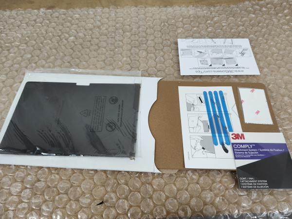 *BOX OPENED*3M Privacy Filter for Apple MacBook Pro 14inch 2021 with 3M COMPLY Flip Attach, 16:10
