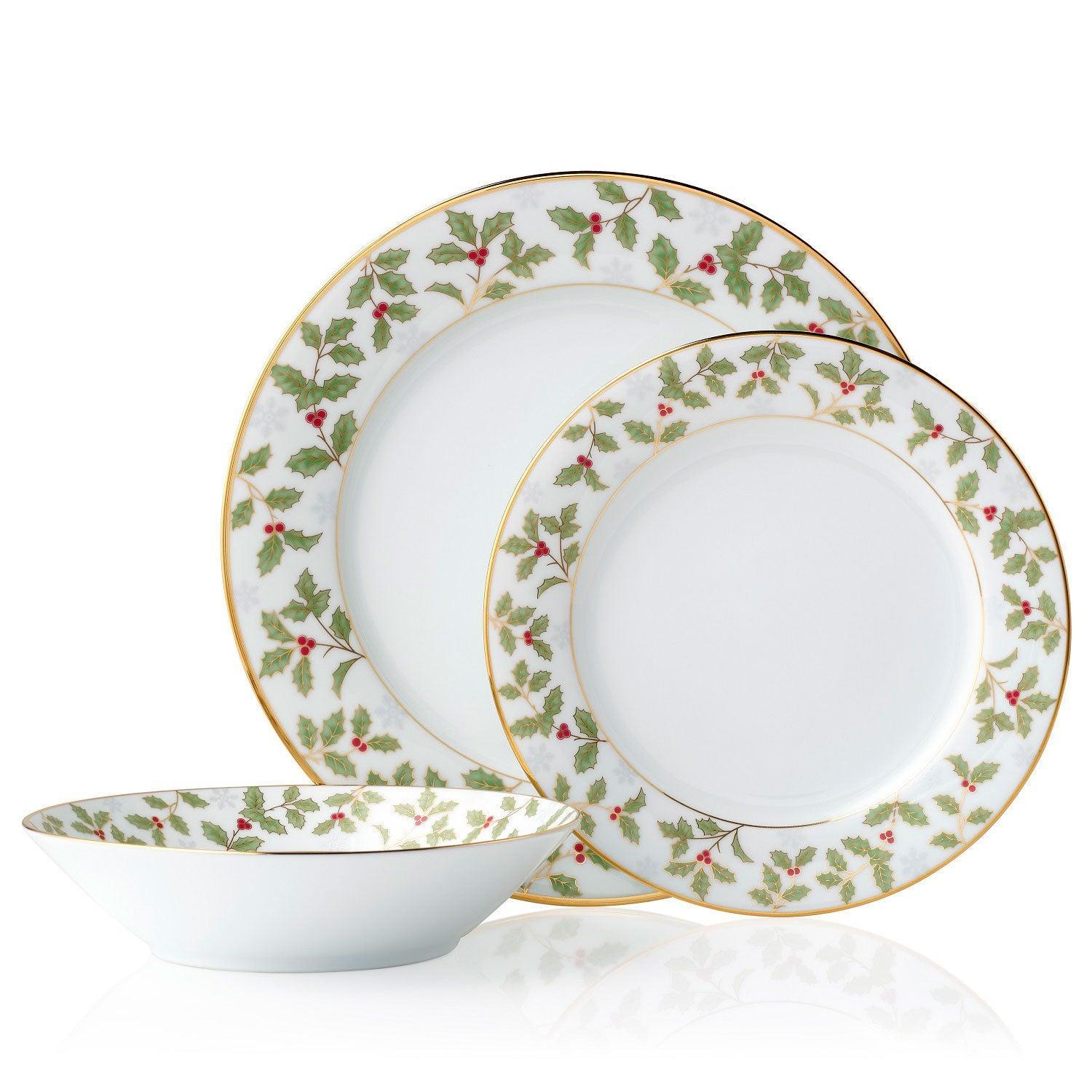 Noritake Holly and Berry 12 Piece Dinner Set