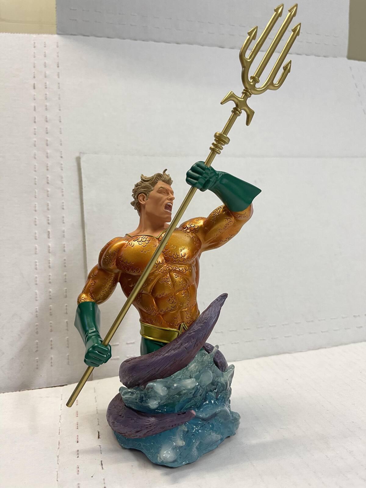 Aquaman Bust DC Direct Statue Heroes of the DC Universe #0101 of 3000