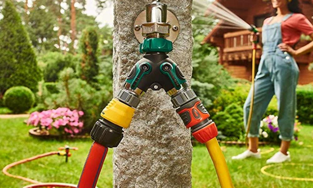 Garden Hose Splitter Two Ways Metal Body - 2 Way Hose Splitter - Perfect For Having Two Spraying Nozzles Or A Spraying Nozzle And Sprinkler